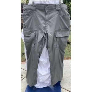 Duluth Trading Flex Dry On The Fly Relaxed Fit Cargo Pants Men 42x30 Gray Nylon